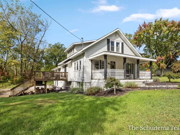 13669 Church St, Coopersville, MI 49404