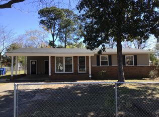 705 Berwick Dr, Fayetteville, NC 28314