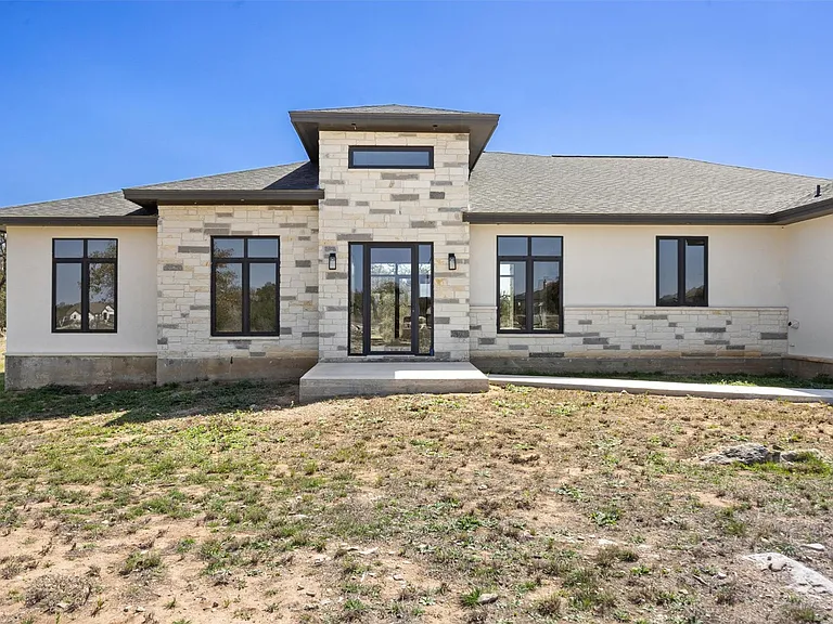 333 Spicewood Trails Dr — Photo 34