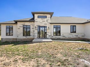 333 Spicewood Trails Dr, Spicewood, TX 78669