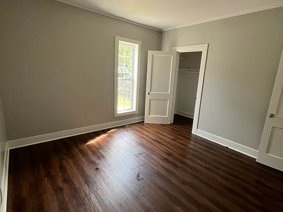 3rd image of 515 Grove St