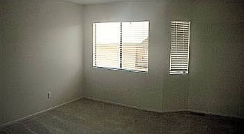 5th image of 4553 Terrace Dr
