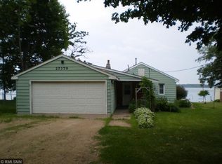 27379 Jonquil Dr, Chisago City, MN 55013