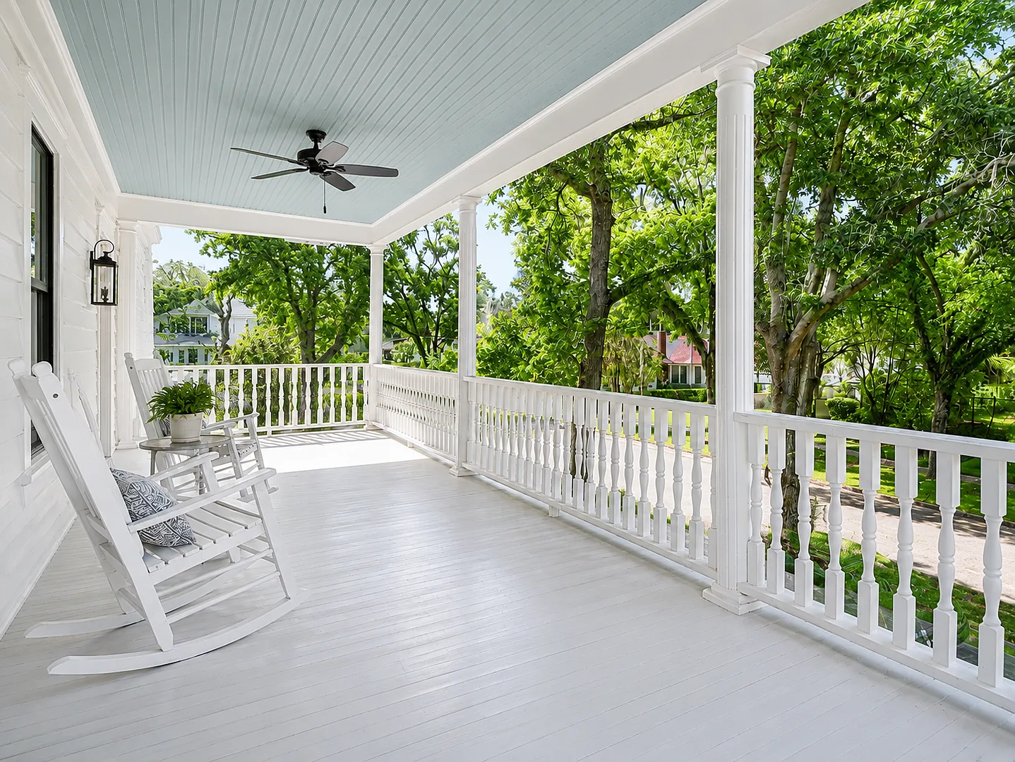 5 Bed | 4 Bath | Gated Backyard | Midtown | Brand New Renovation — Photo 3