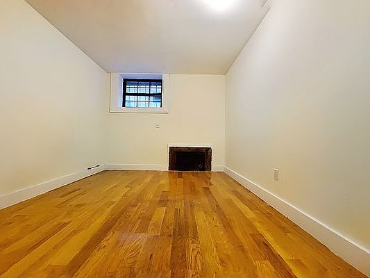 5th image of 360 Franklin Ave #Bll