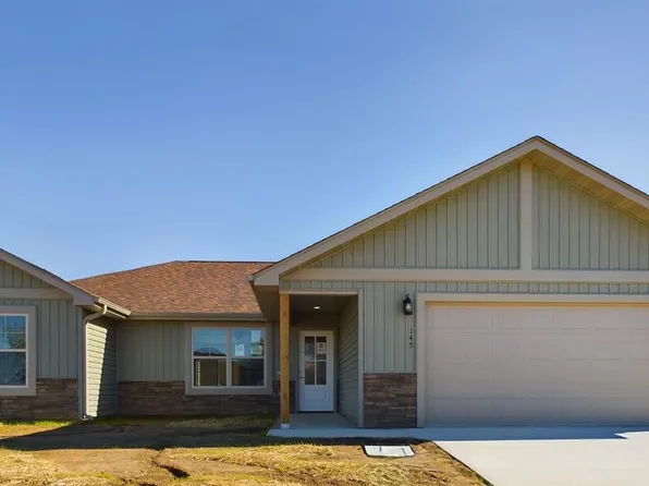 145 La Vista Dr, Waynesville, MO 65583