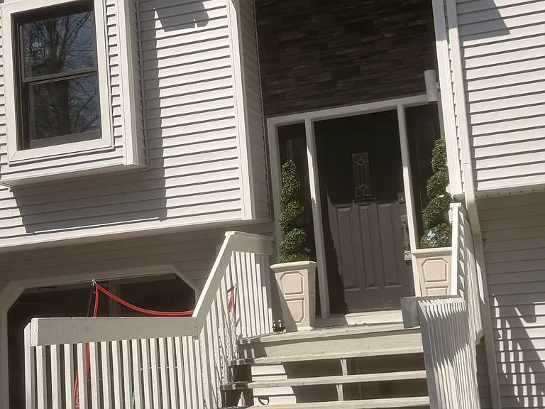 189 Oakenshield Dr — Photo 93