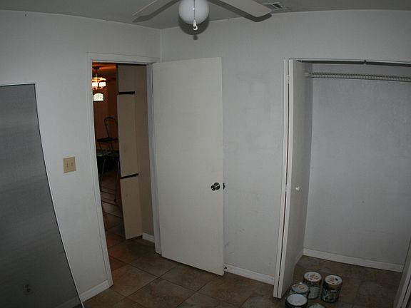4th image of 1537 76th Ave N