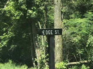 6874 Edge St, Bessemer, AL 35022