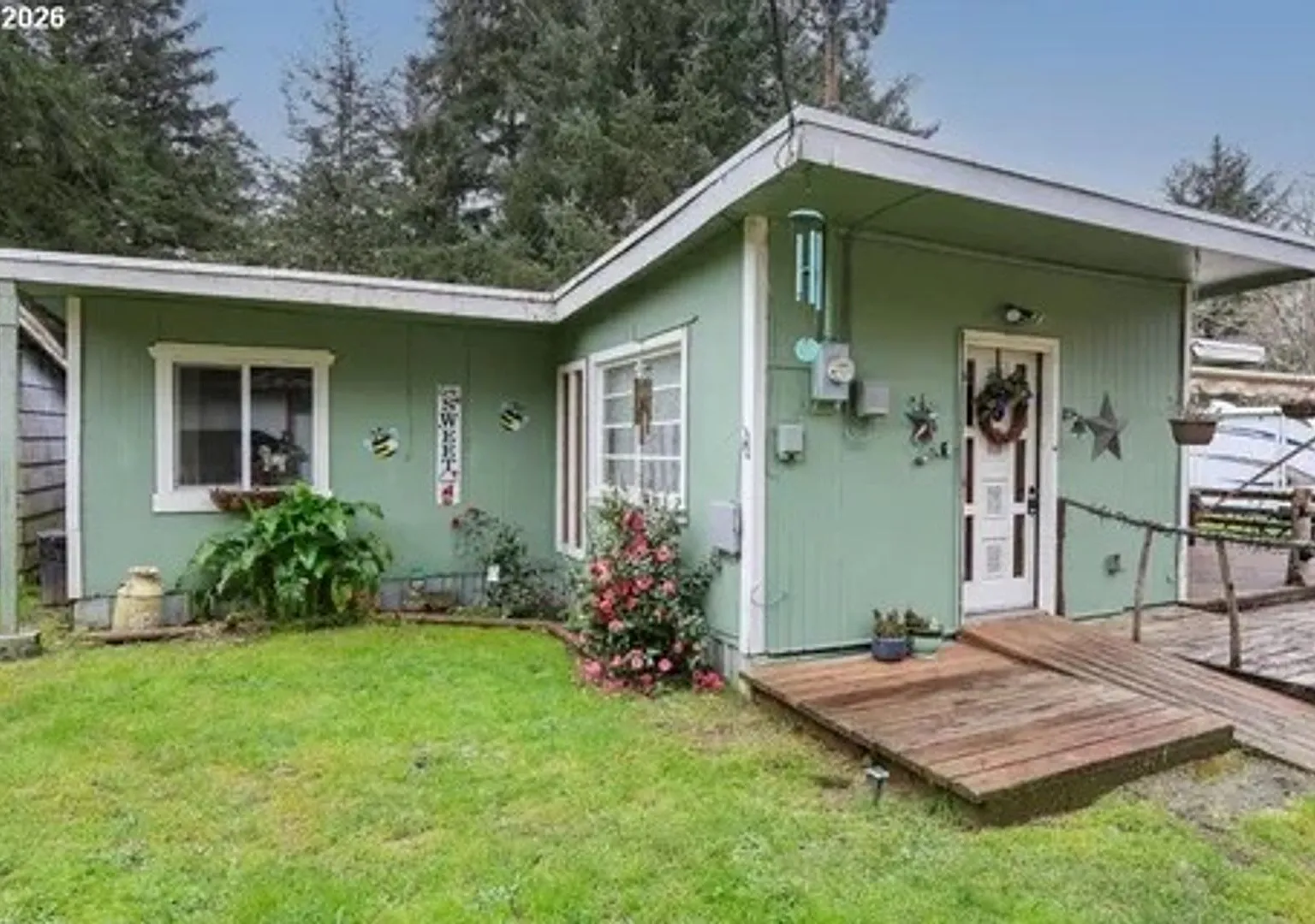 Charming 3-Bedroom Home with Workshop Space & Storage in Houser (North Bend)! — Photo 3