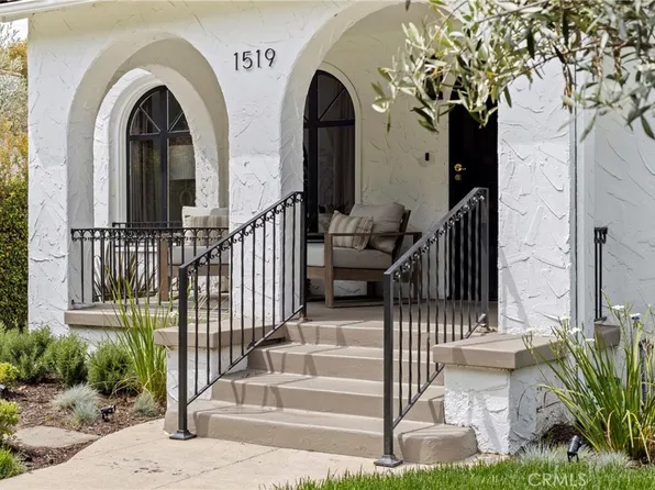 1519 Courtney Ave, Los Angeles, CA 90046