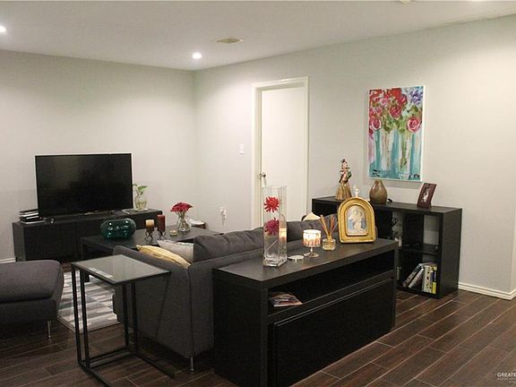 4th image of 200 E Yuma Ave APT 22