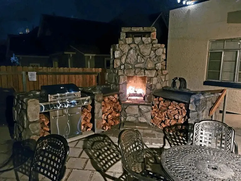 2114 W Colorado Ave — Photo 16