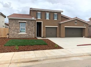 1025 Agua Dulce Ave, Clovis, CA 93619