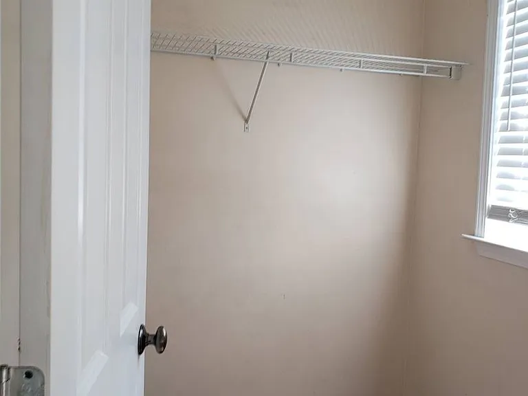 8218 Annabellas Ln — Photo 13