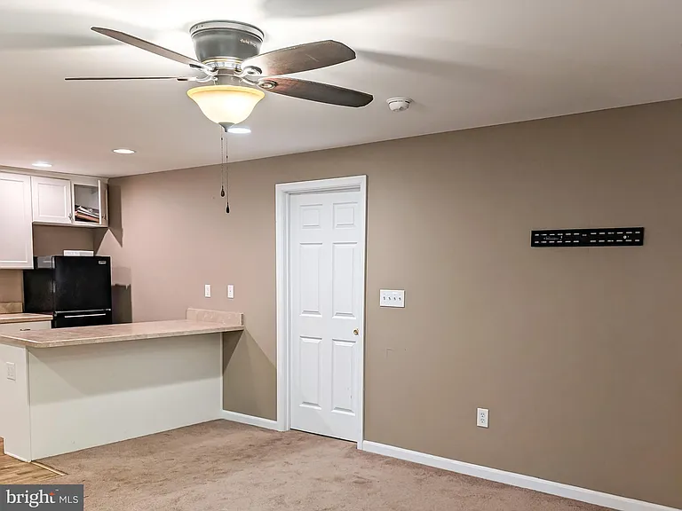 5115 Irving St #2 — Photo 15