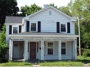 42 Ulster Ave, Saugerties, NY 12477