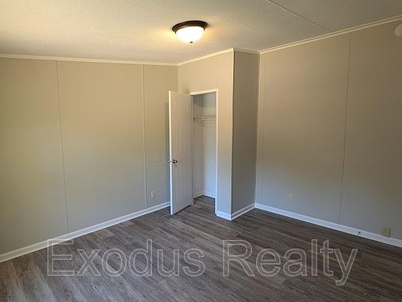 4th image of 2071 Heritage Way