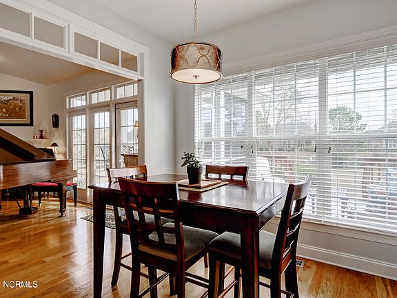5th image of 1018 Natural Springs Way