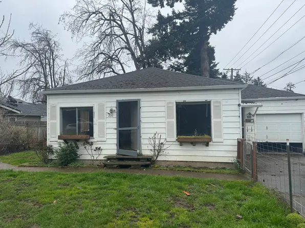 216 12th St, Springfield, OR 97477