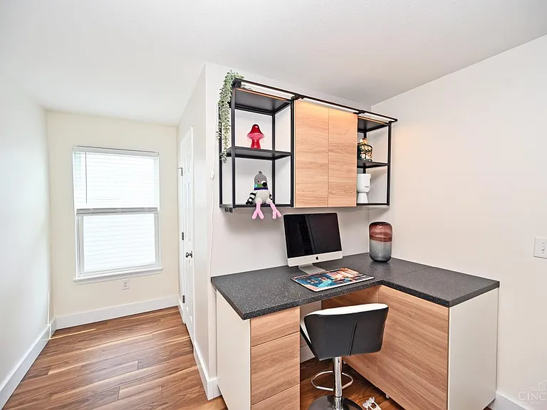 5595 Noble Ct — Photo 46