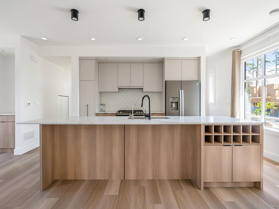 1st image of 2350 165th St #101