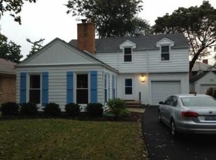 422 Glendenning Pl, Waukegan, IL 60087