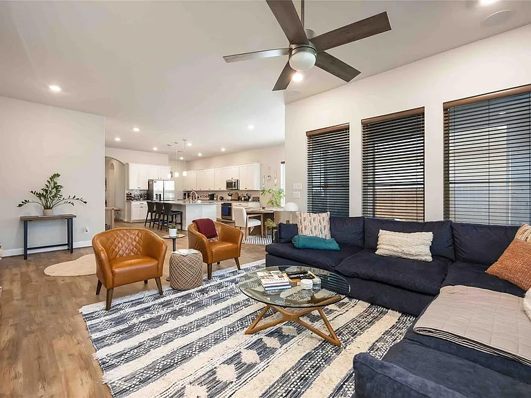 5622 Vintage Oaks Ln — Photo 5