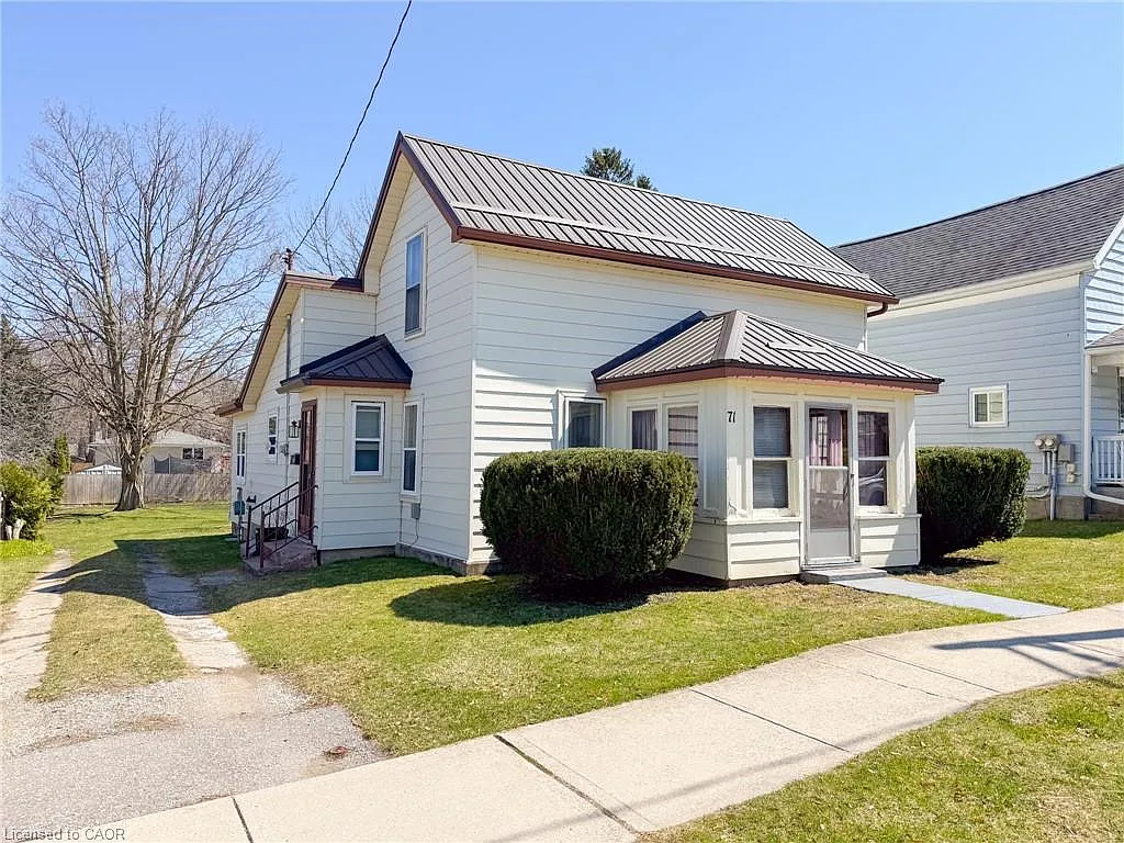 71 Washington St photo 1