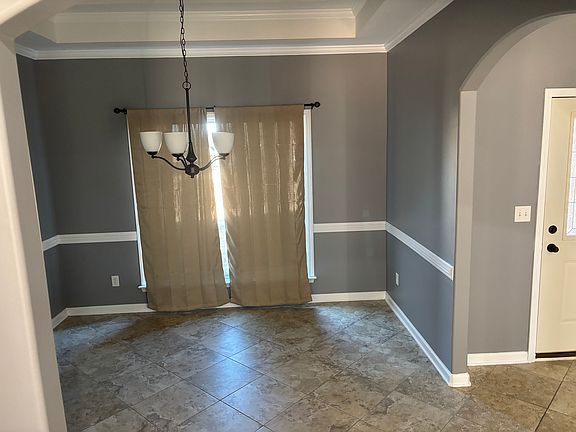 4th image of 790 Saddle Creek Cv