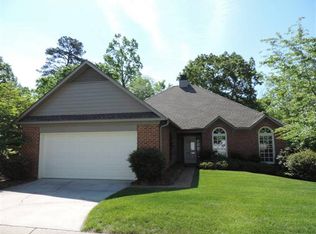 908 Flicker Ln, High Point, NC 27262