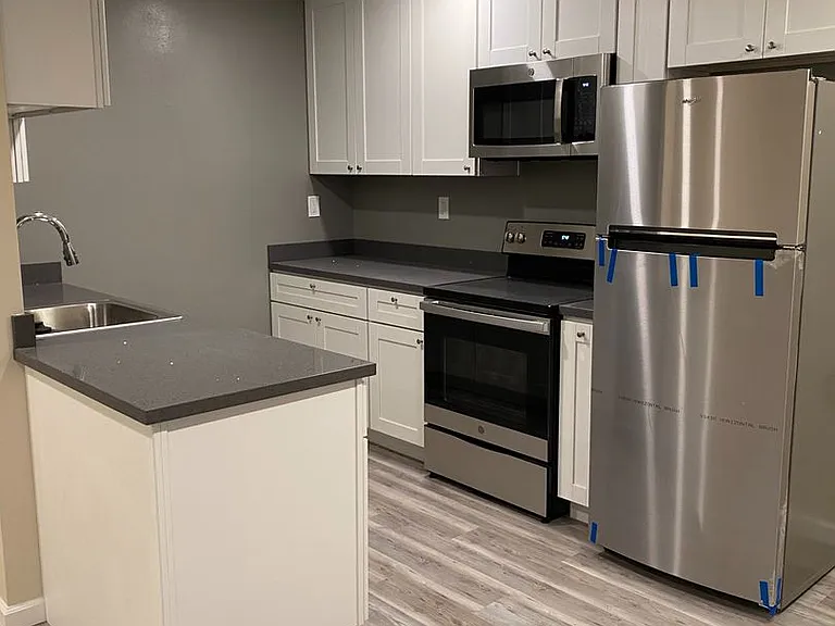 923 Tamarack — Photo 12