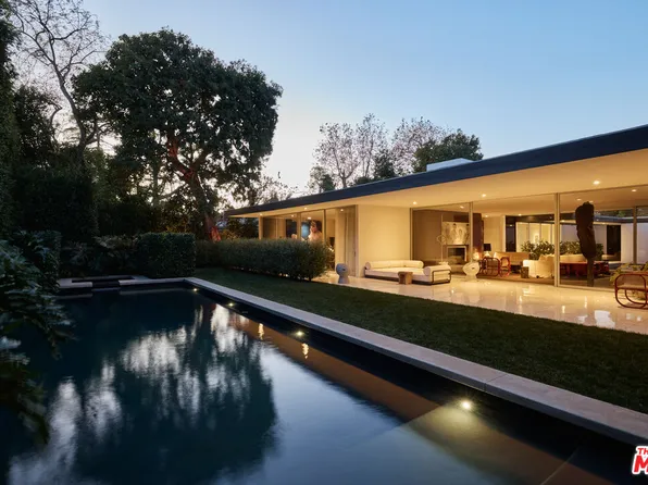 1141 Angelo Dr, Beverly Hills, CA 90210