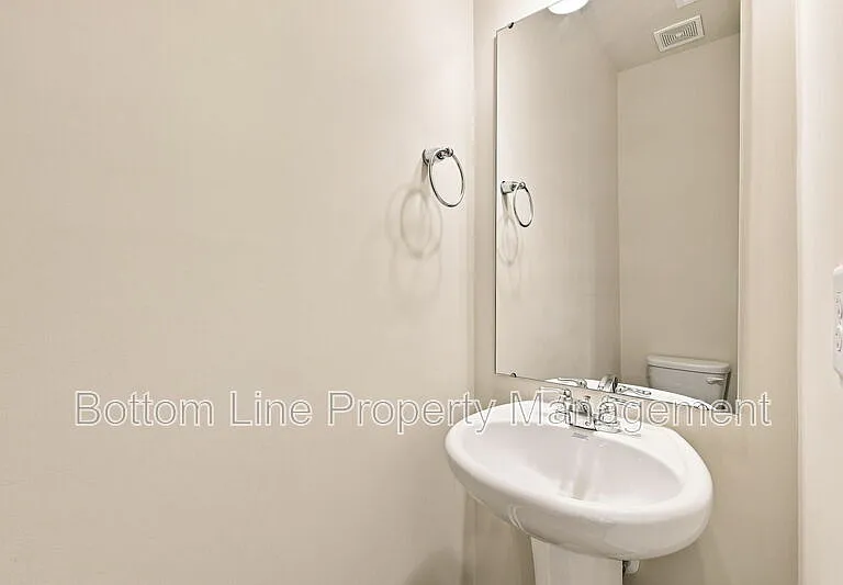 460 Glen Clova Dr — Photo 18