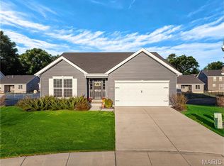 135 Prairie Vista Ct, Saint Charles, MO 63301