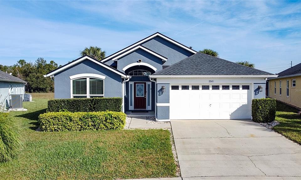 1st image of 2541 Oneida Loop