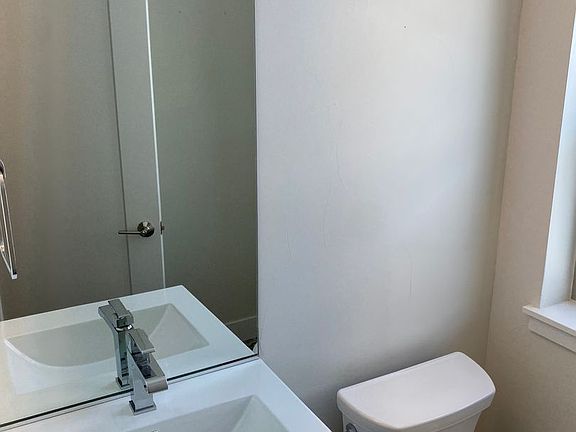 4th image of 4040 W 16th Ave