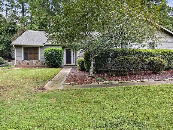 3rd image of 2715 Shadow Pine Dr