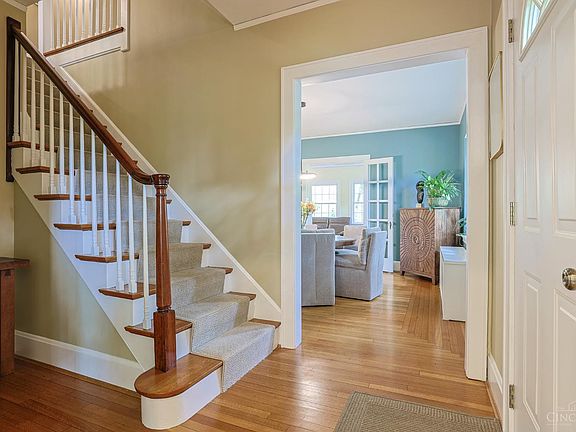 4th image of 14 Sylvan Ln