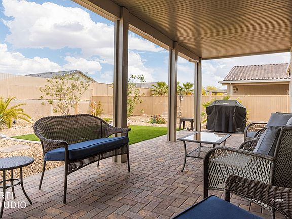 3rd image of 1059 Overlook Ln