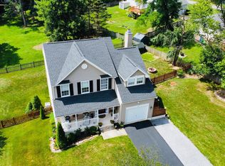 202 Fenway Dr, Charles Town, WV