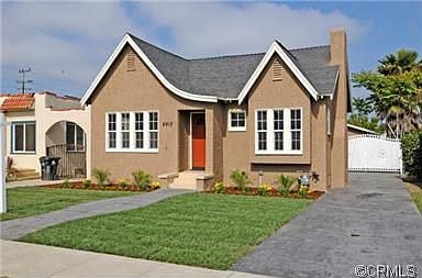 1st image of 8912 S Saint Andrews Pl