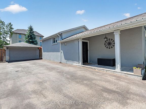 5th image of 51 Knowles Cres