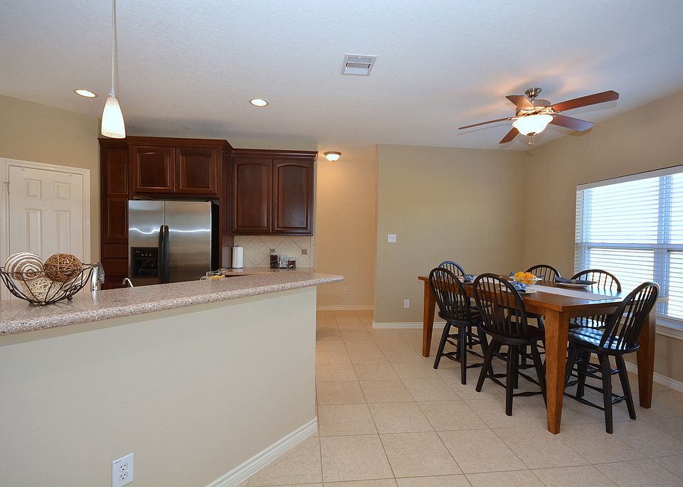 1st image of 32198 Sandwedge Dr