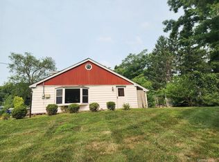 32 Osborne Hill Rd, Wappingers Falls, NY 12590