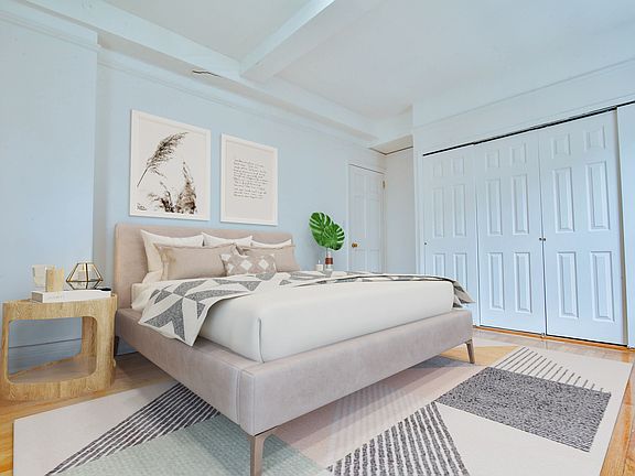 5th image of 30 E 68th St APT 3C
