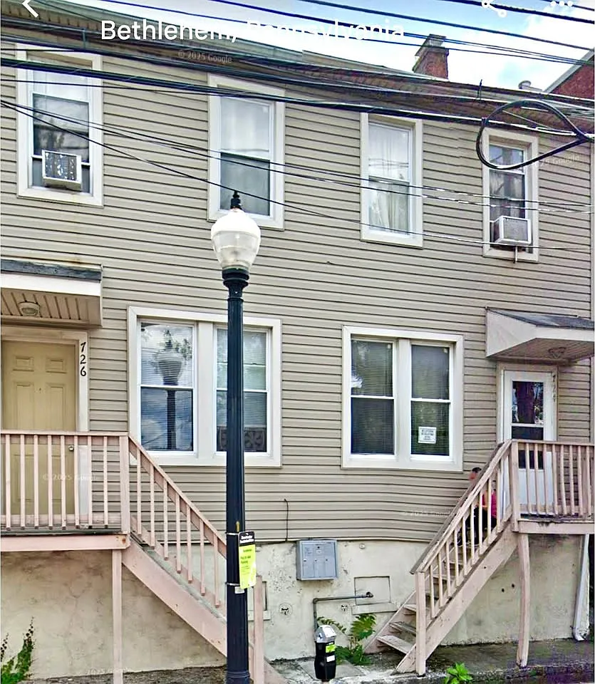 2 bed, 800 sqft, $1,225 — Photo 1
