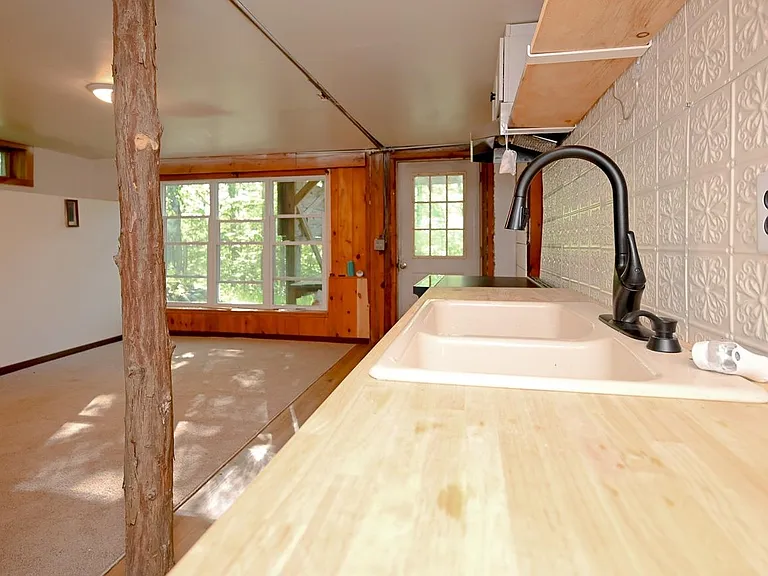 70 Ledge Farm Rd #B — Photo 6