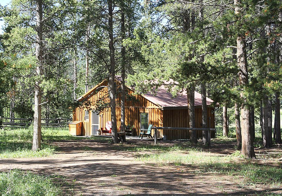 cabin 