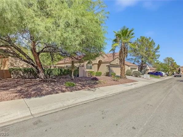 1705 Eagle Feather St, Las Vegas, NV 89128